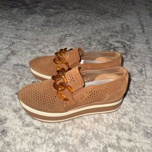 Dolce Vita Tan Platform Sneakers